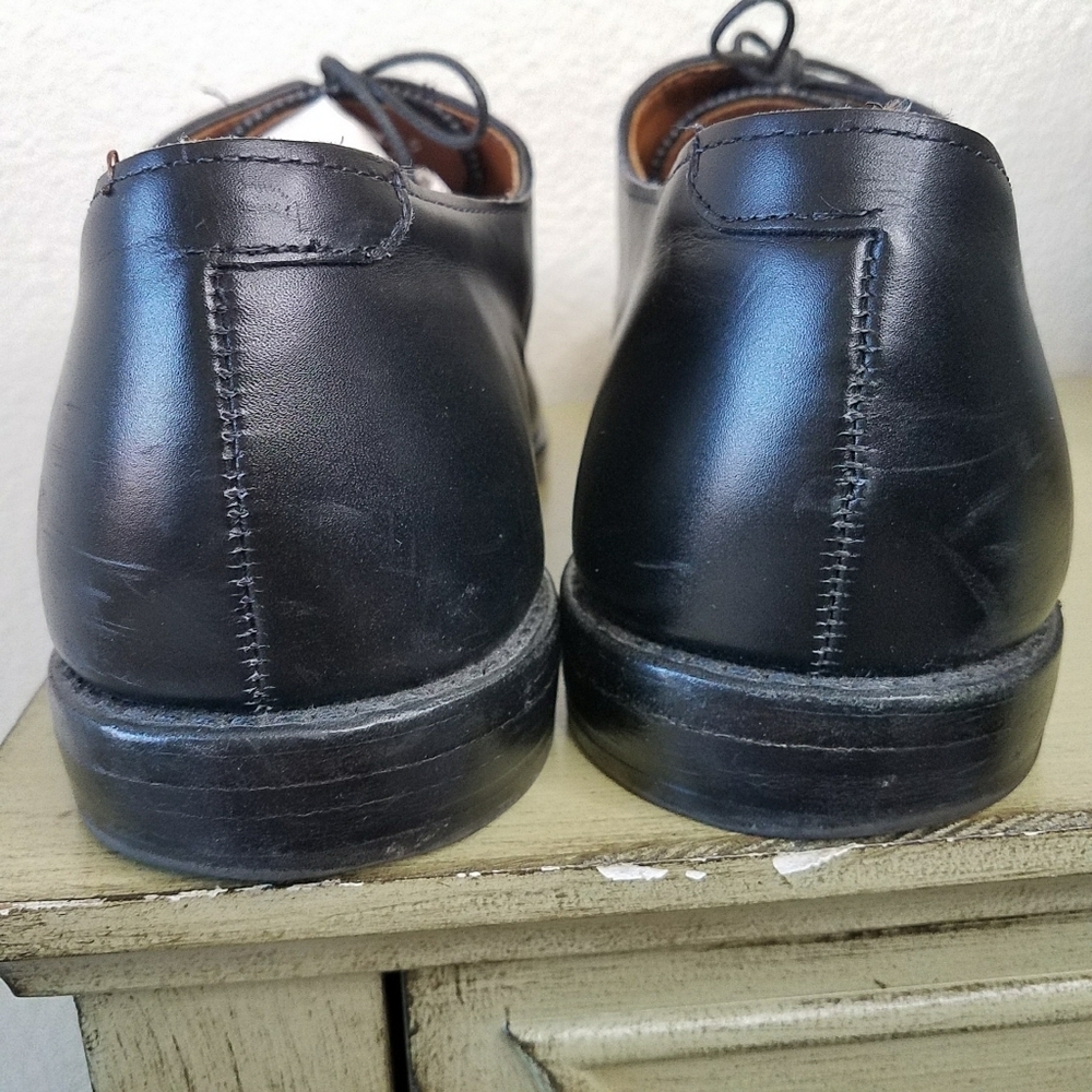Allen Edmonds Men's Exchange Place Dress Shoes - Picture 6 of 11